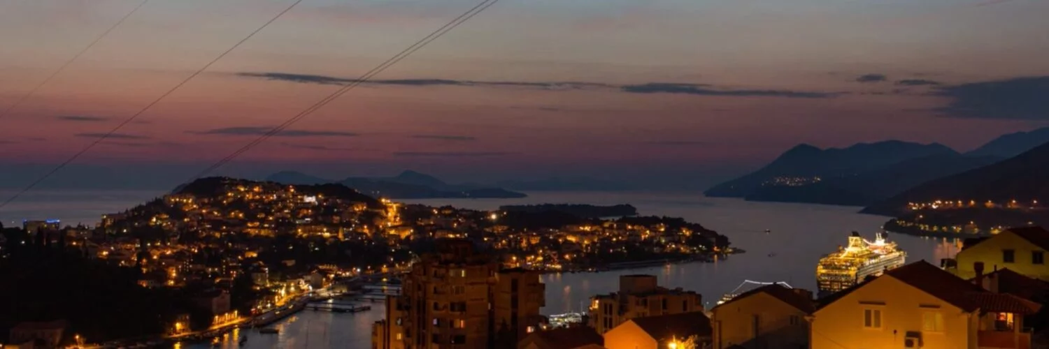 Timelapse Sunset Over The Bay
